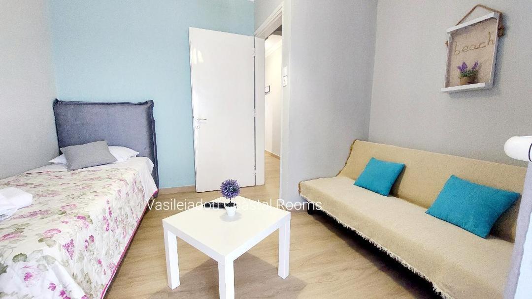 Vasileiadou Coastal Rooms フロギタ エクステリア 写真