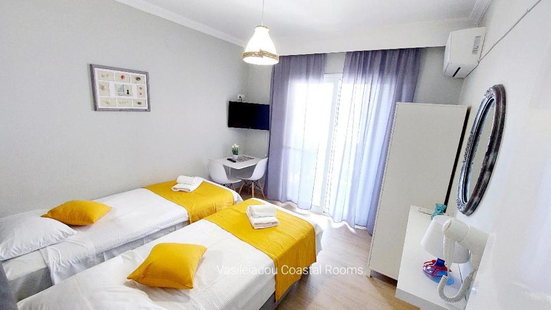 Vasileiadou Coastal Rooms フロギタ エクステリア 写真